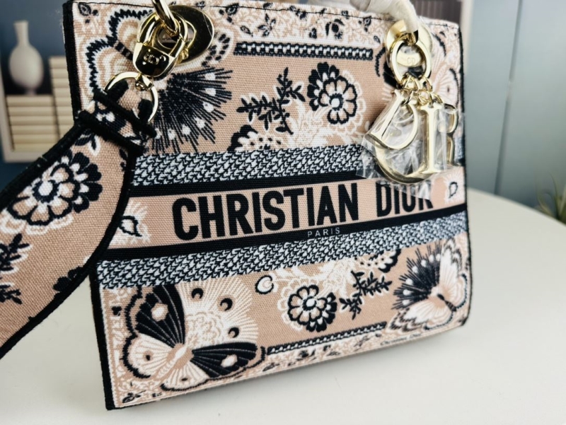 Dior Shopping Bags